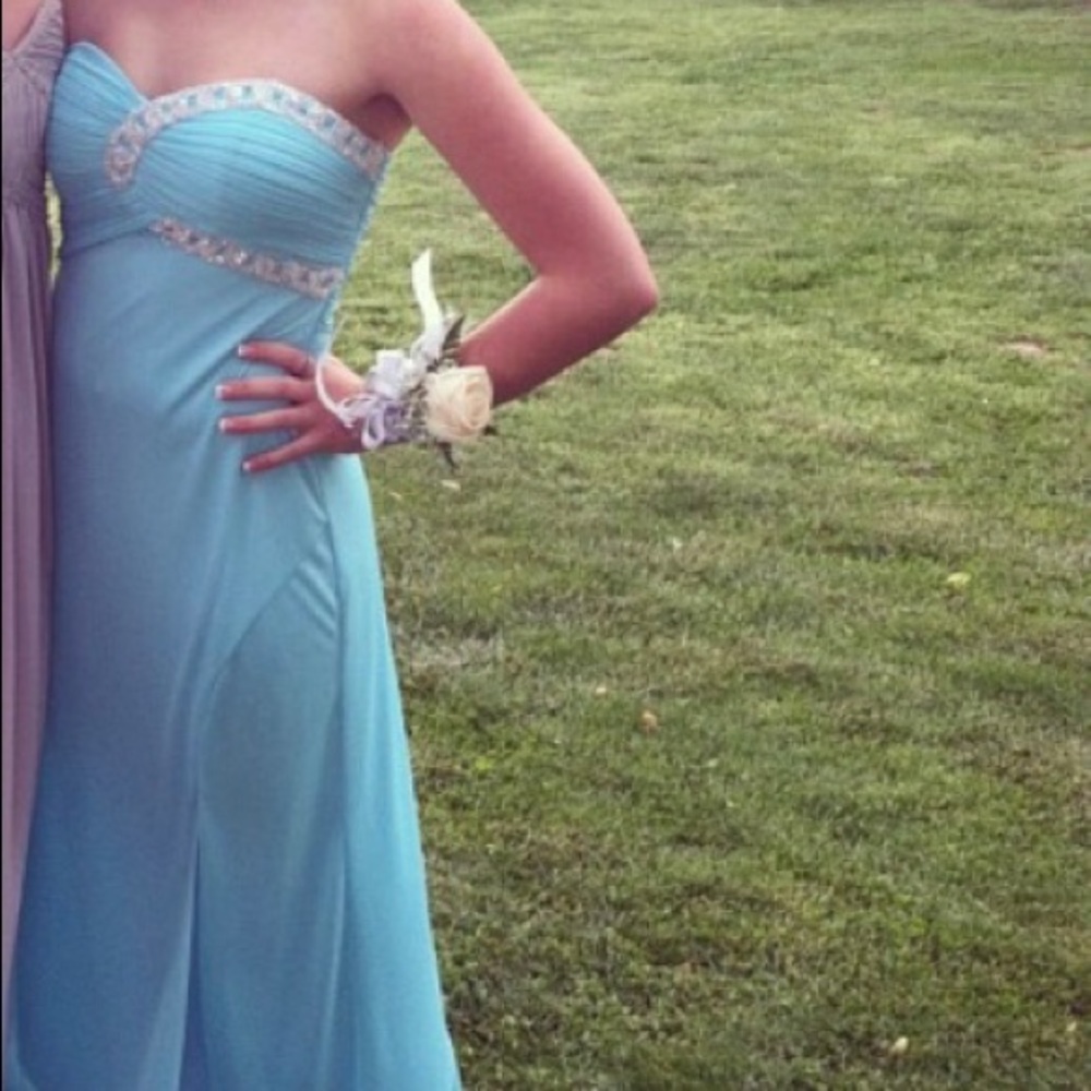 Blue prom dress